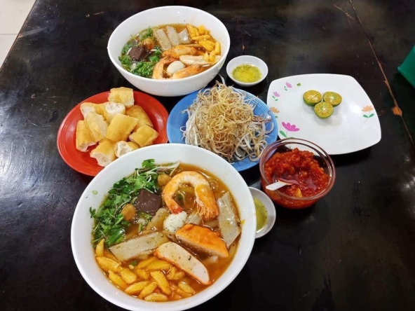 MÊ MẨN BÁNH CANH CUA A RƠM