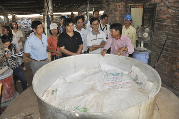 SAY MÊ HƯƠNG MEN THƠM NỒNG TRONG TỪNG CHÉN RƯỢU HÒA LONG NỨC TIẾNG BÀ RỊA