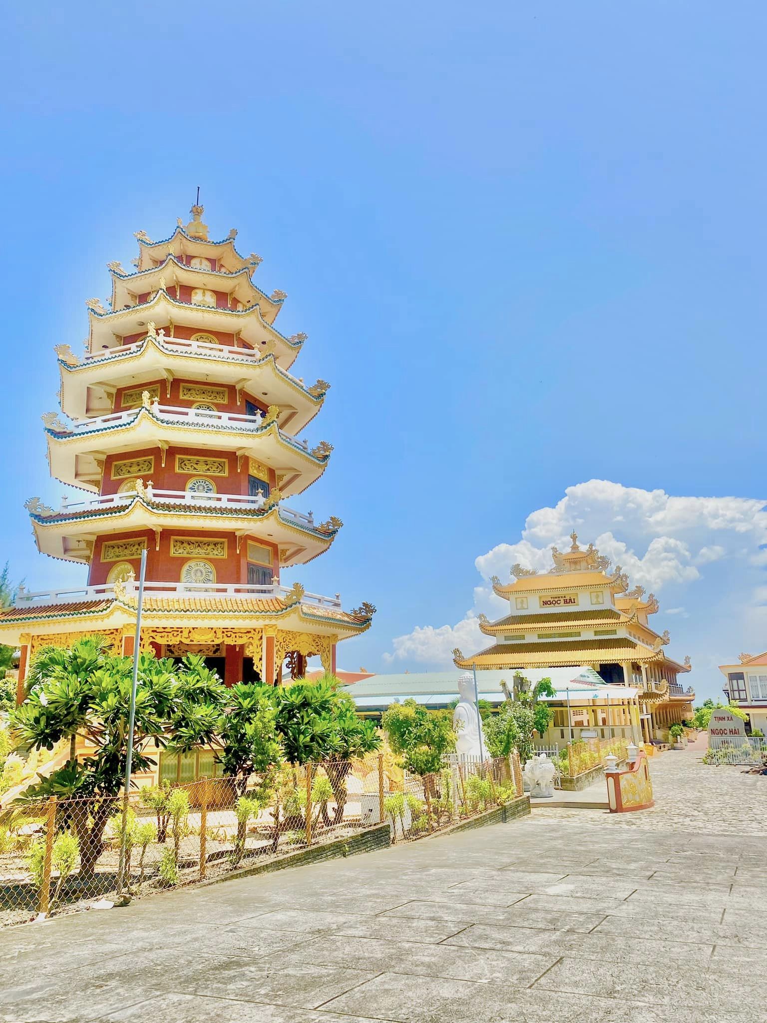 chùa linh thiêng tại Long Hải