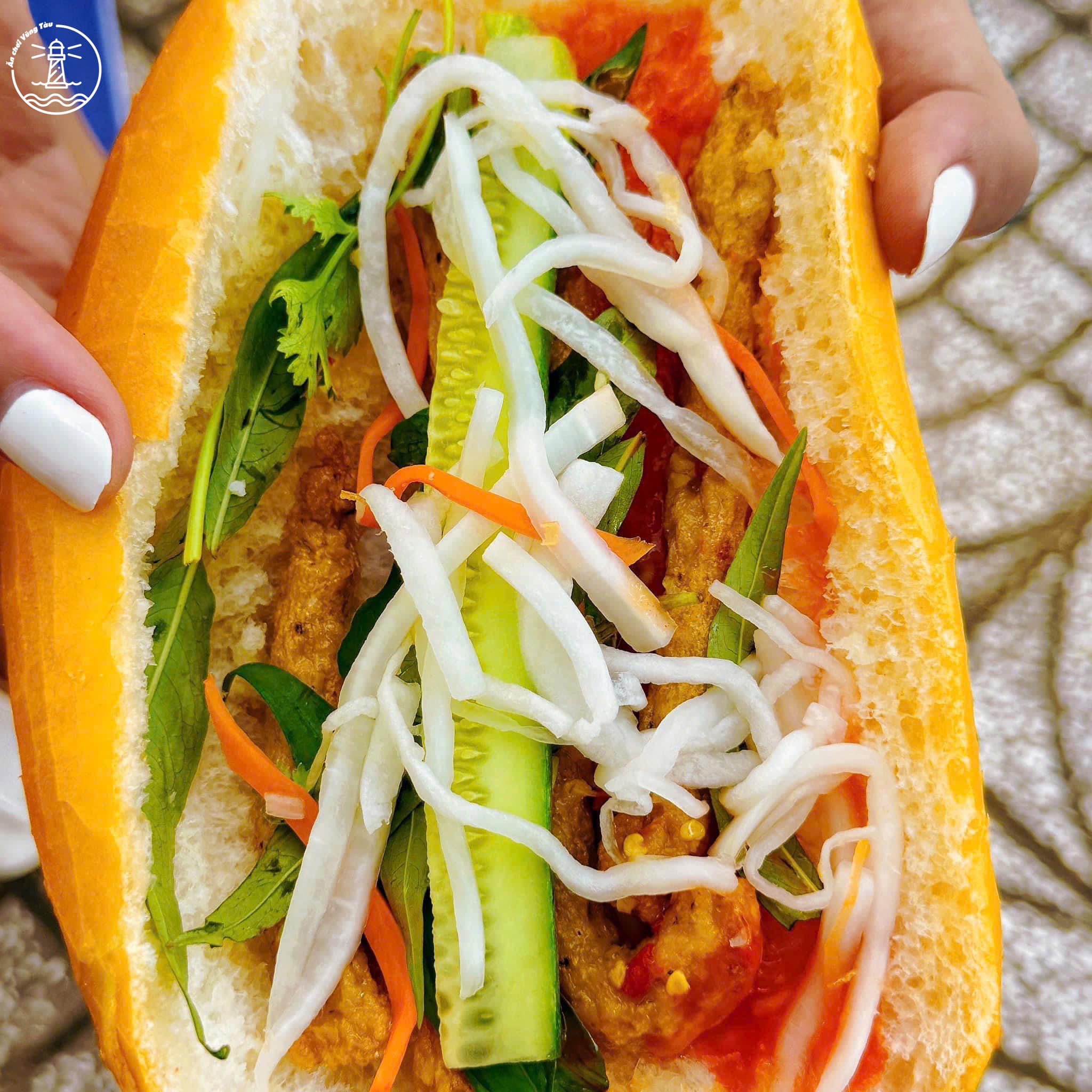 bánh mì chả cá Vũng Tàu