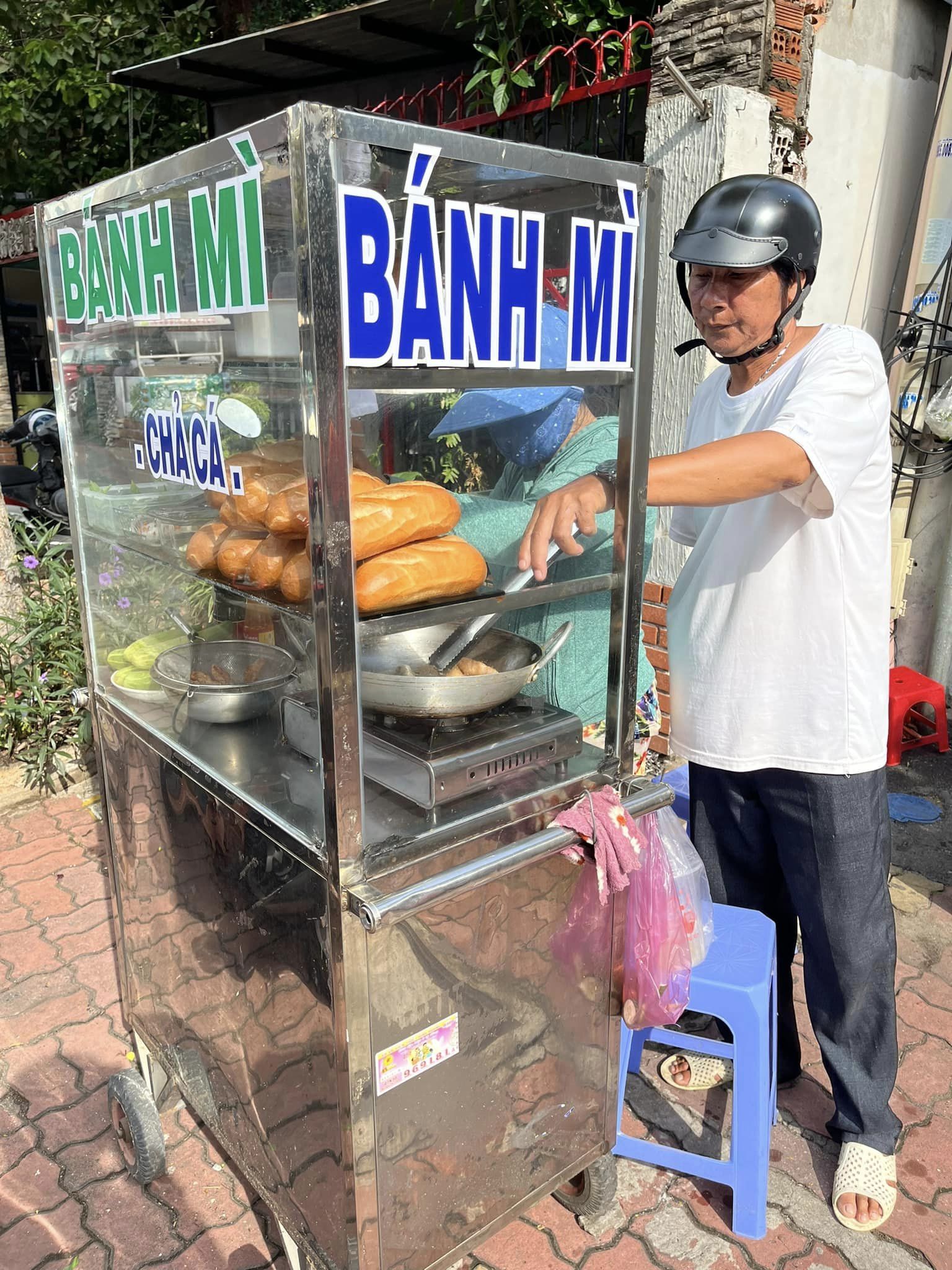 chả cá bánh mì Vũng Tàu