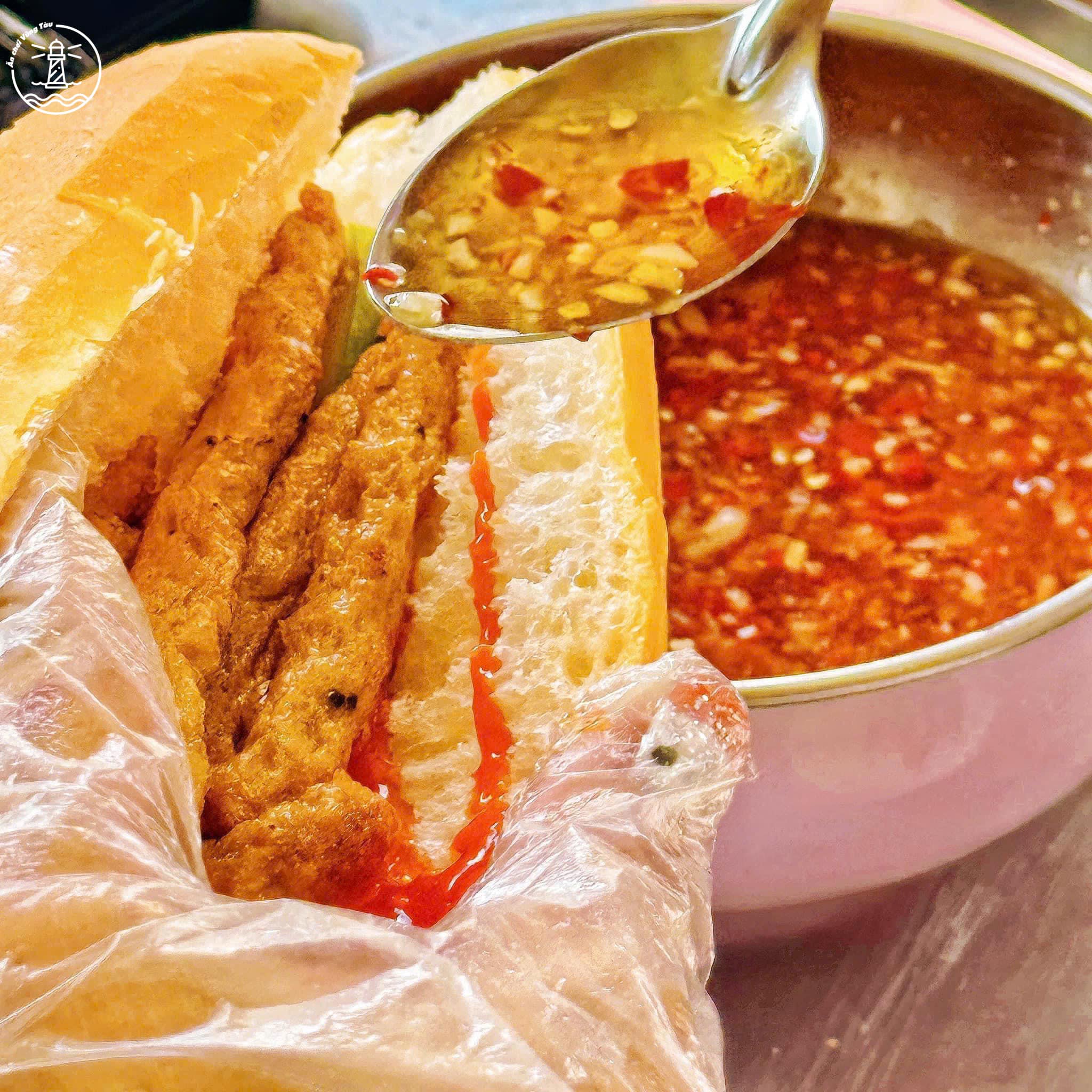 chả cá bánh mì Vũng Tàu