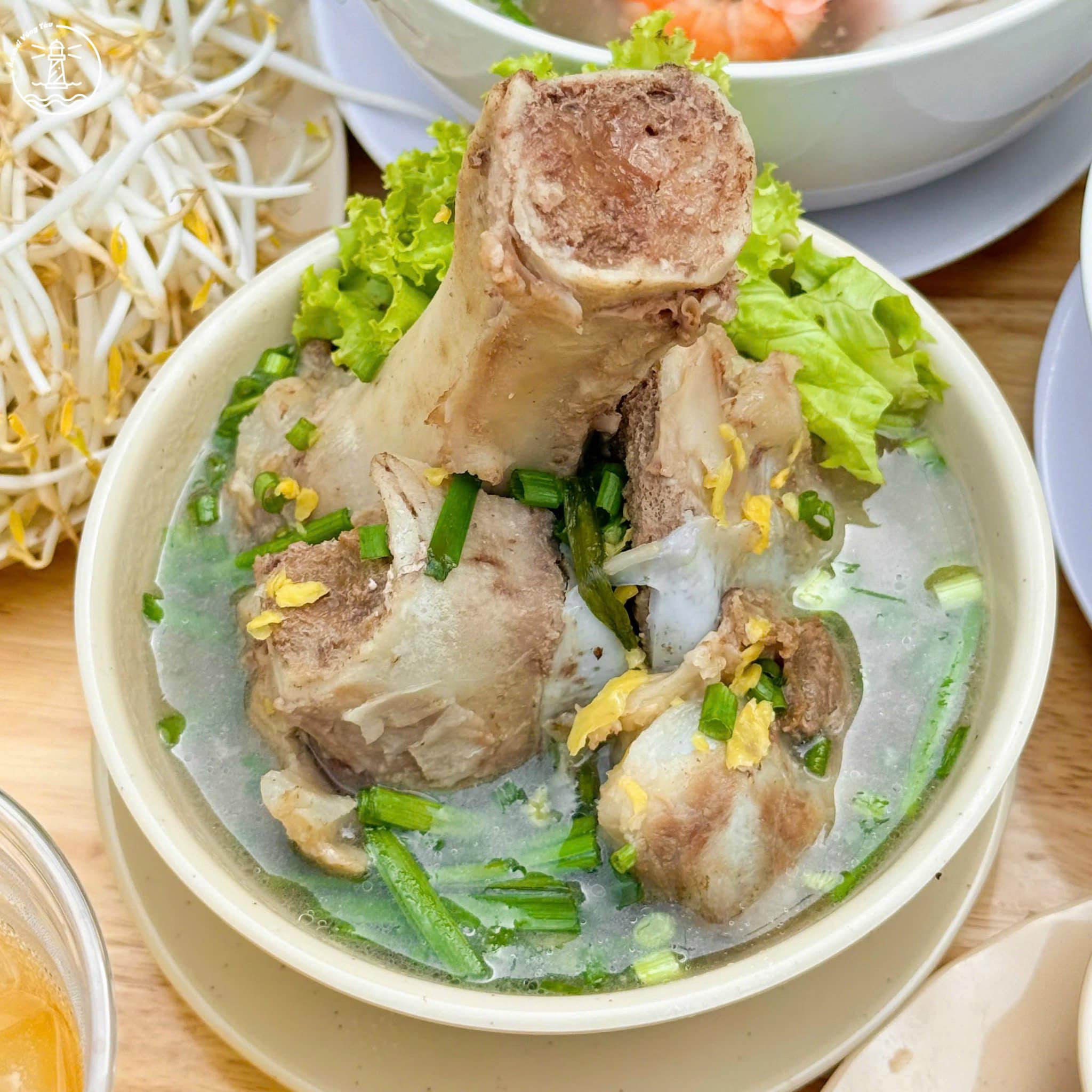 bánh canh tôm tít Vũng Tàu