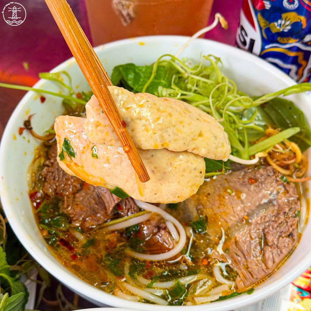 tiệm bún bò gần Bãi Sau