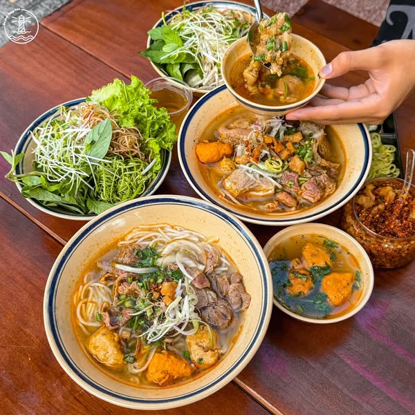 tiệm bún bò gần Bãi Sau