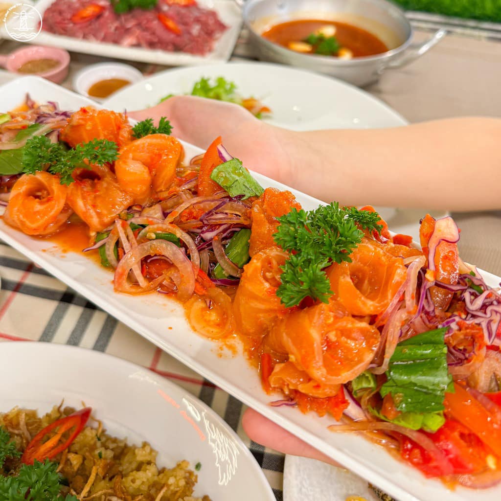 địa điểm ăn chơi Bãi Trước