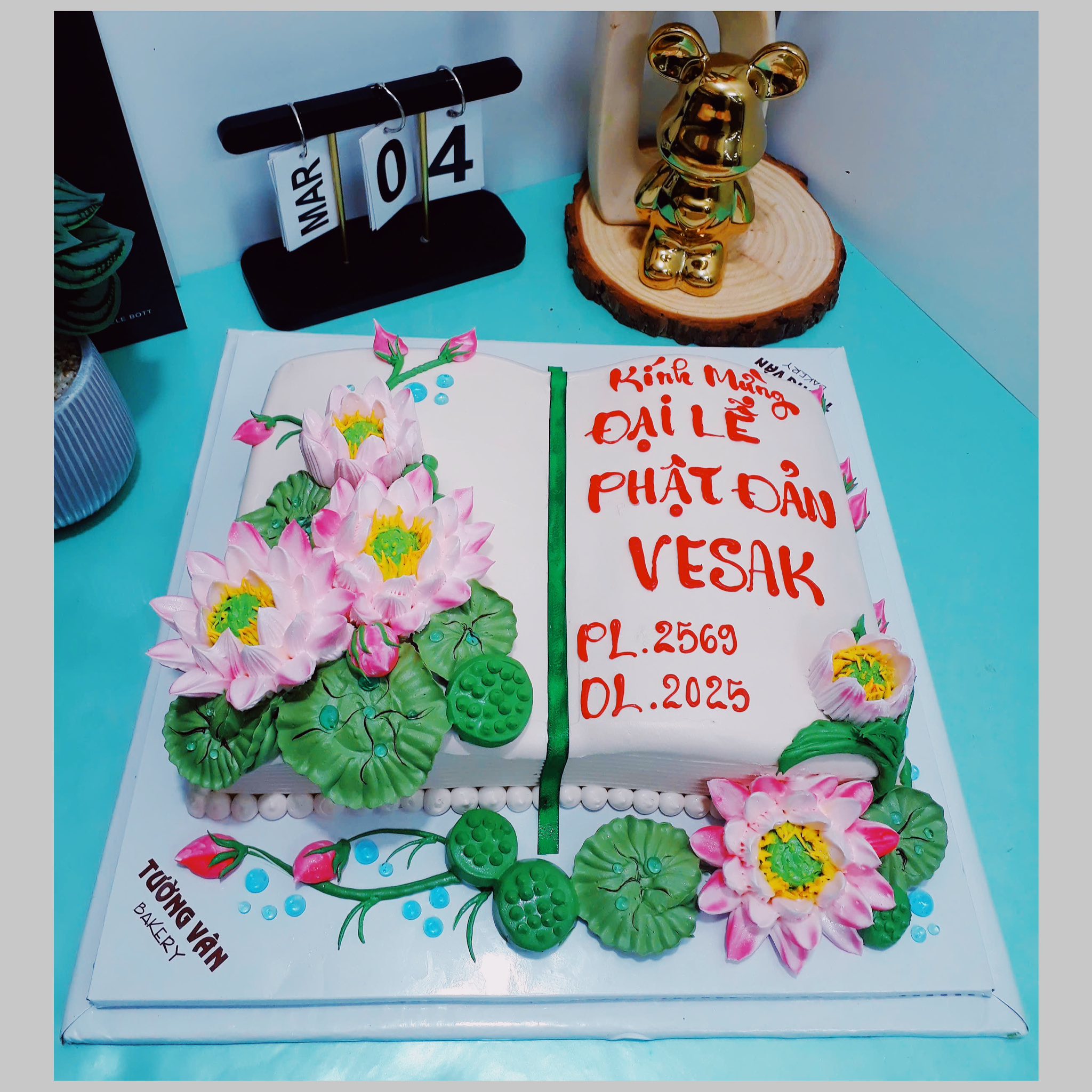 Tiệm bánh Tường Vân