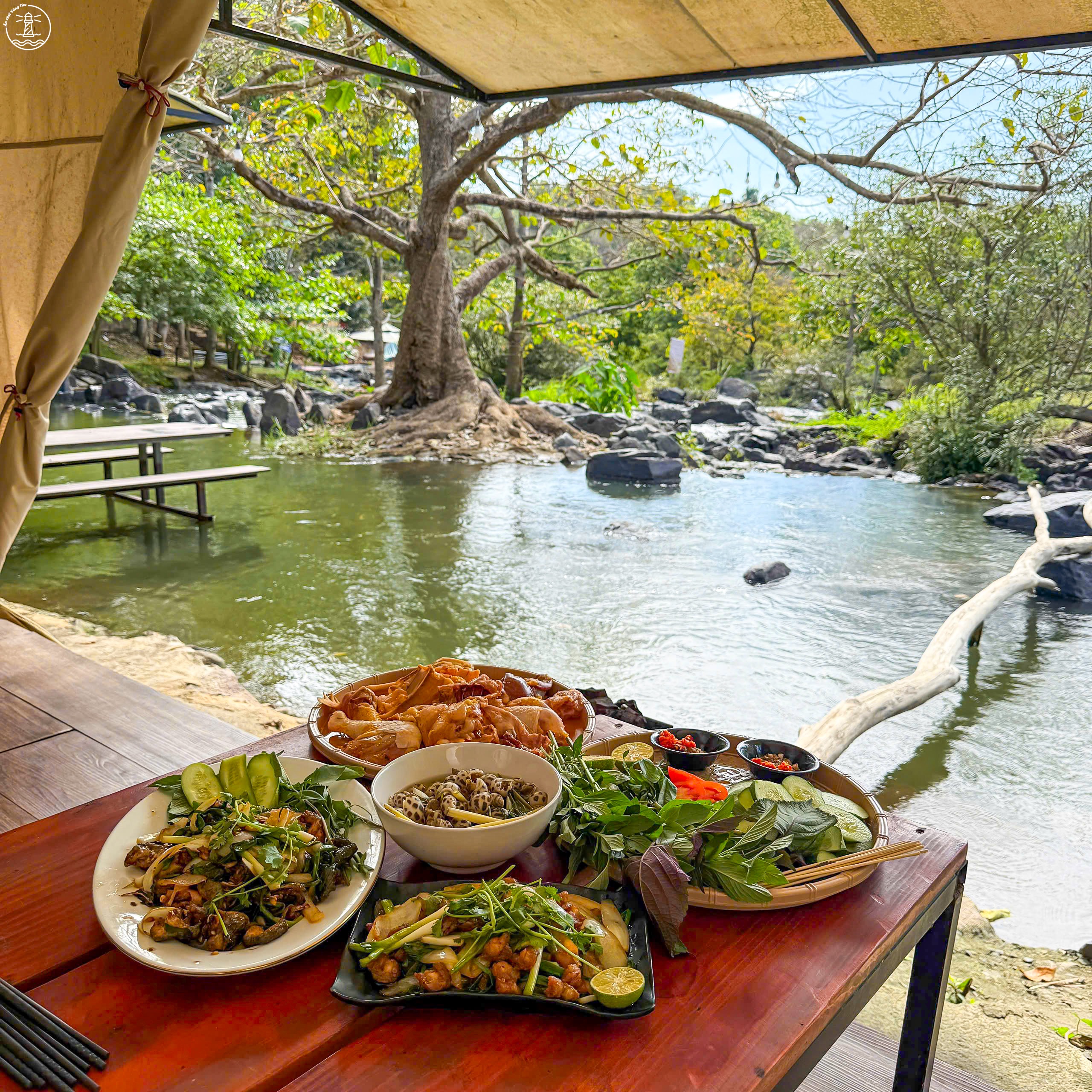 trải nghiệm Thác Hoà Bình