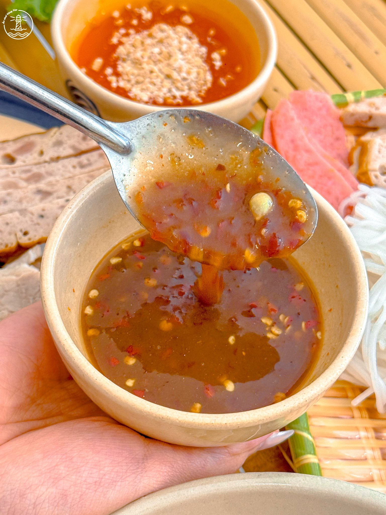 bún mắm nêm bà Thơ
