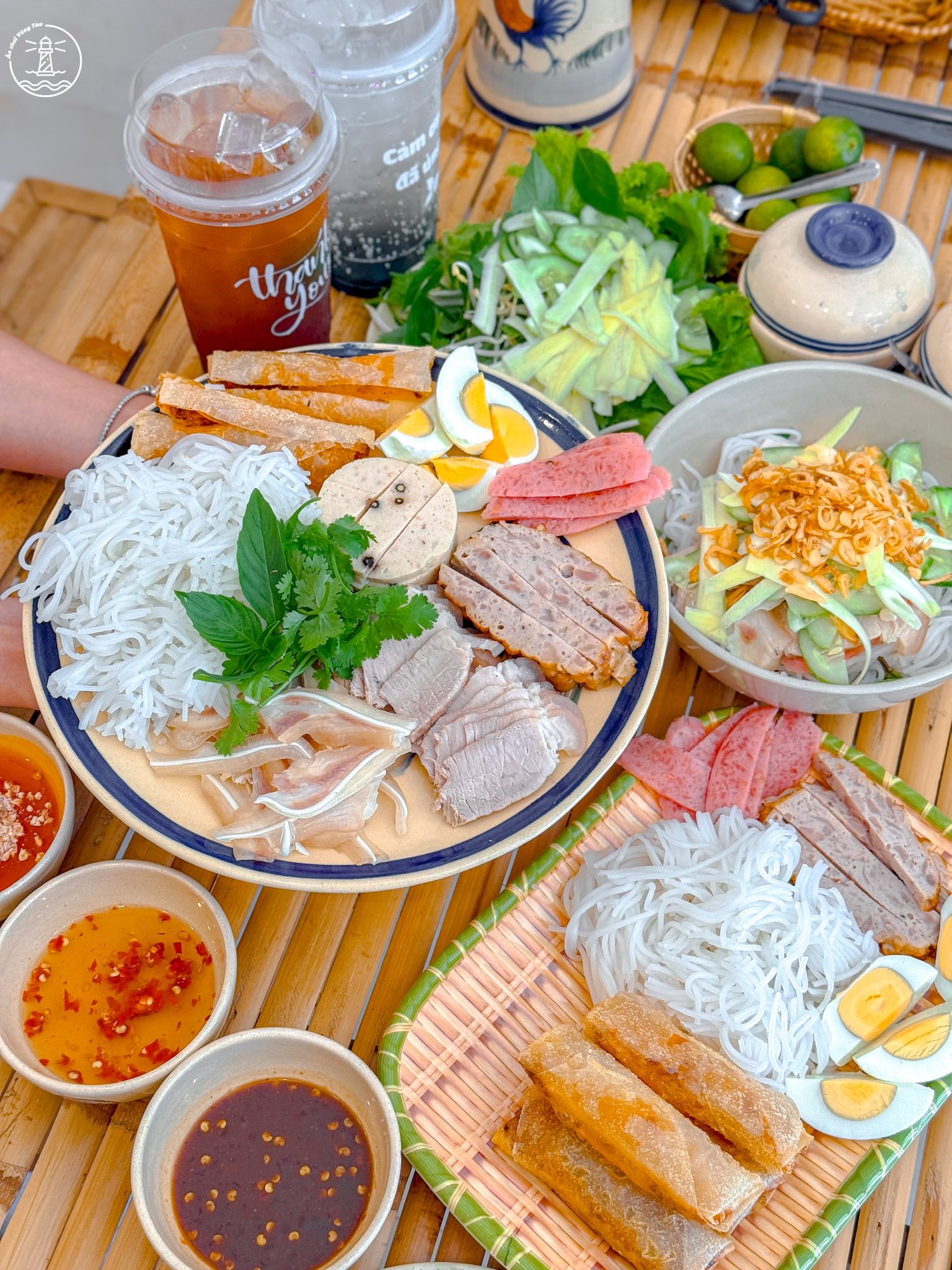 bún mắm nêm bà Thơ