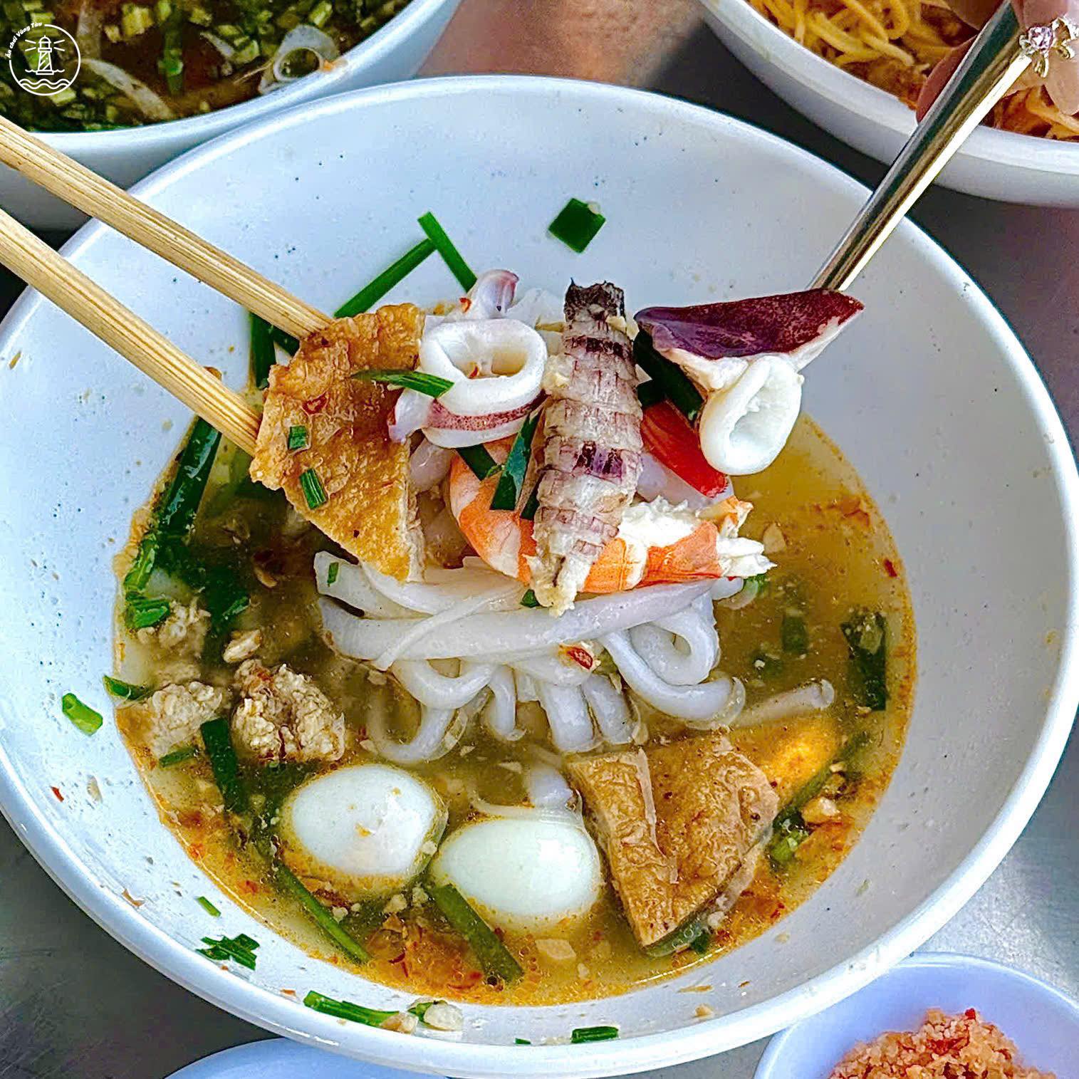 top 12 quán hủ tiếu mực Vũng Tàu