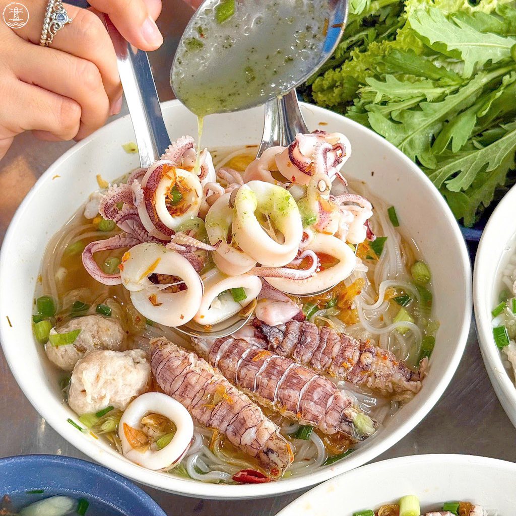 top 12 quán hủ tiếu mực Vũng Tàu