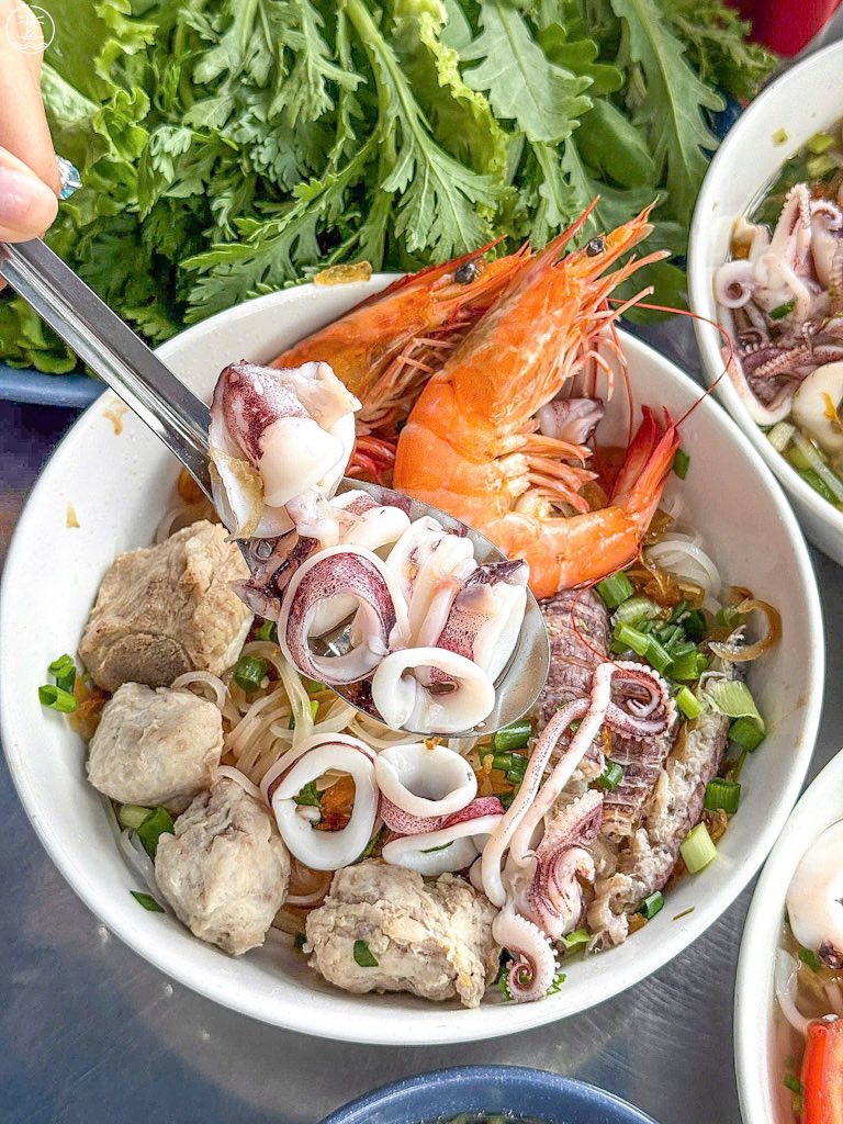 top 12 quán hủ tiếu mực Vũng Tàu