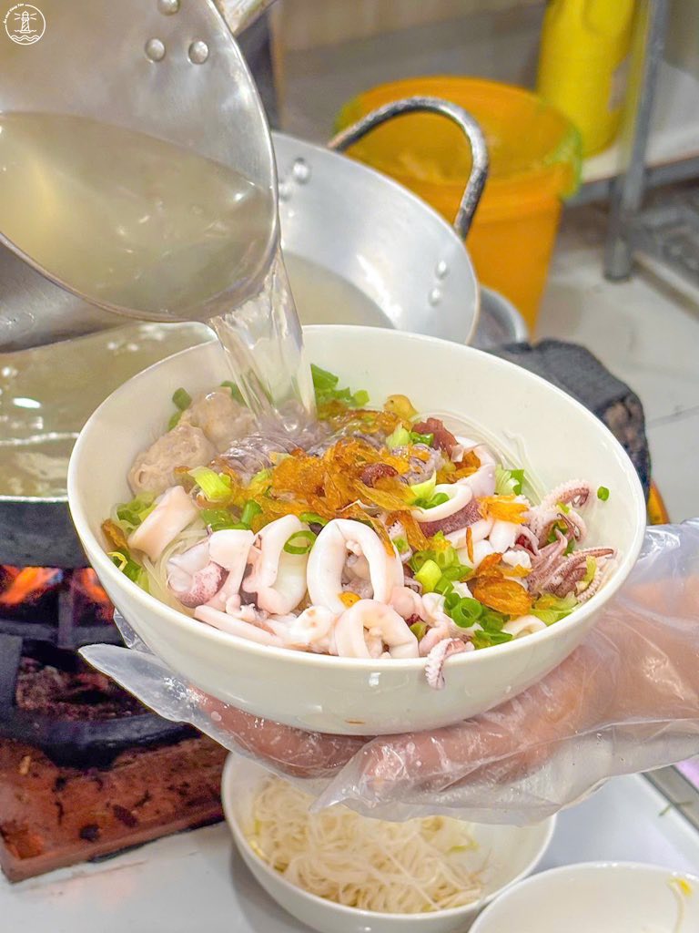 top 12 quán hủ tiếu mực Vũng Tàu