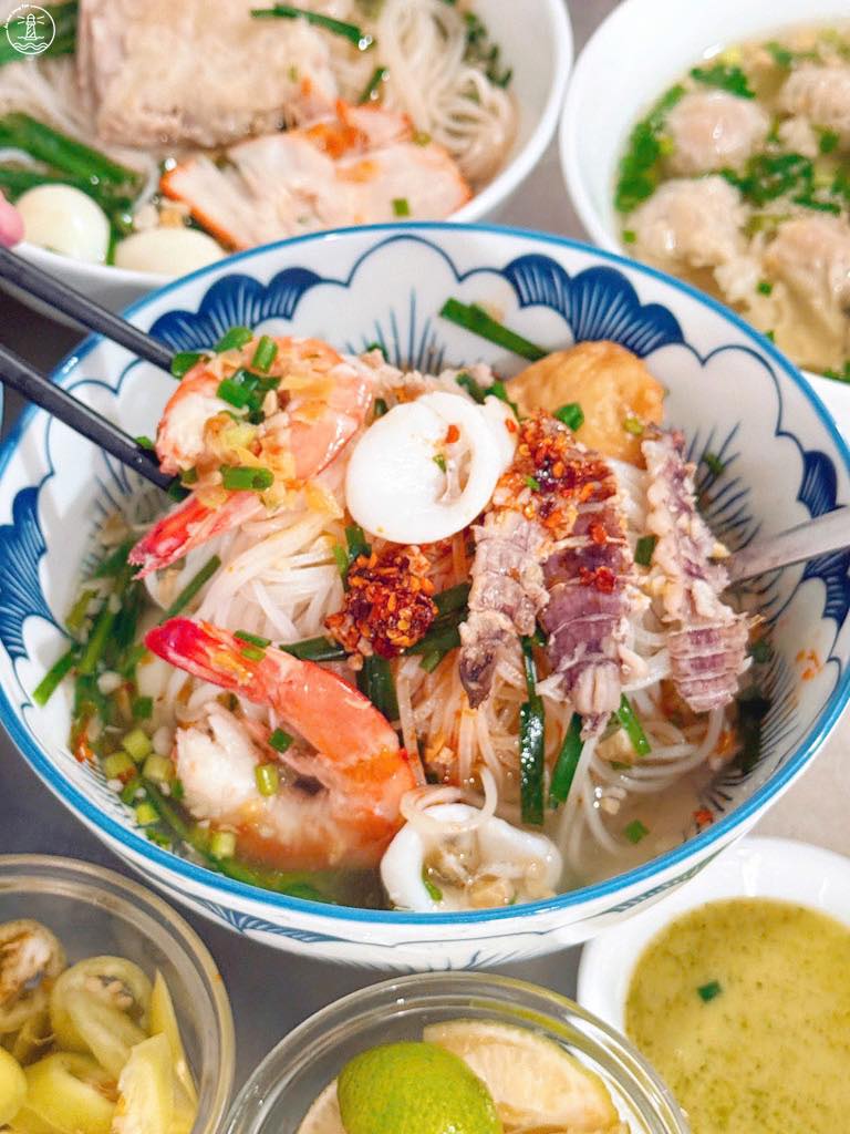 top 12 quán hủ tiếu mực Vũng Tàu