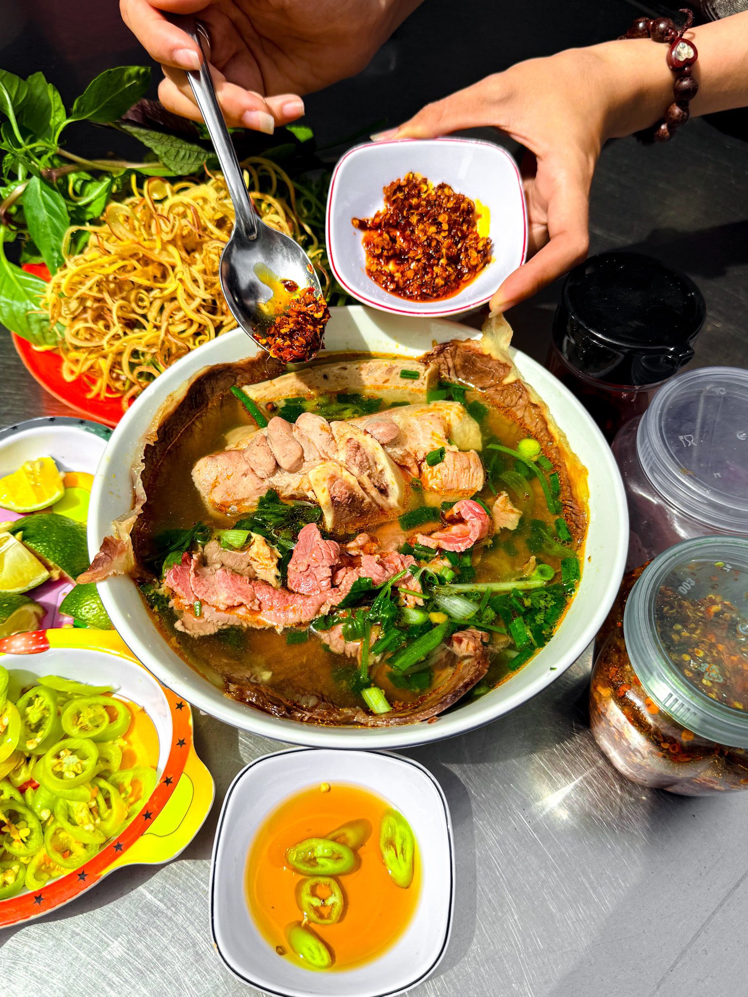 ăn sáng địa phương Vũng Tàu