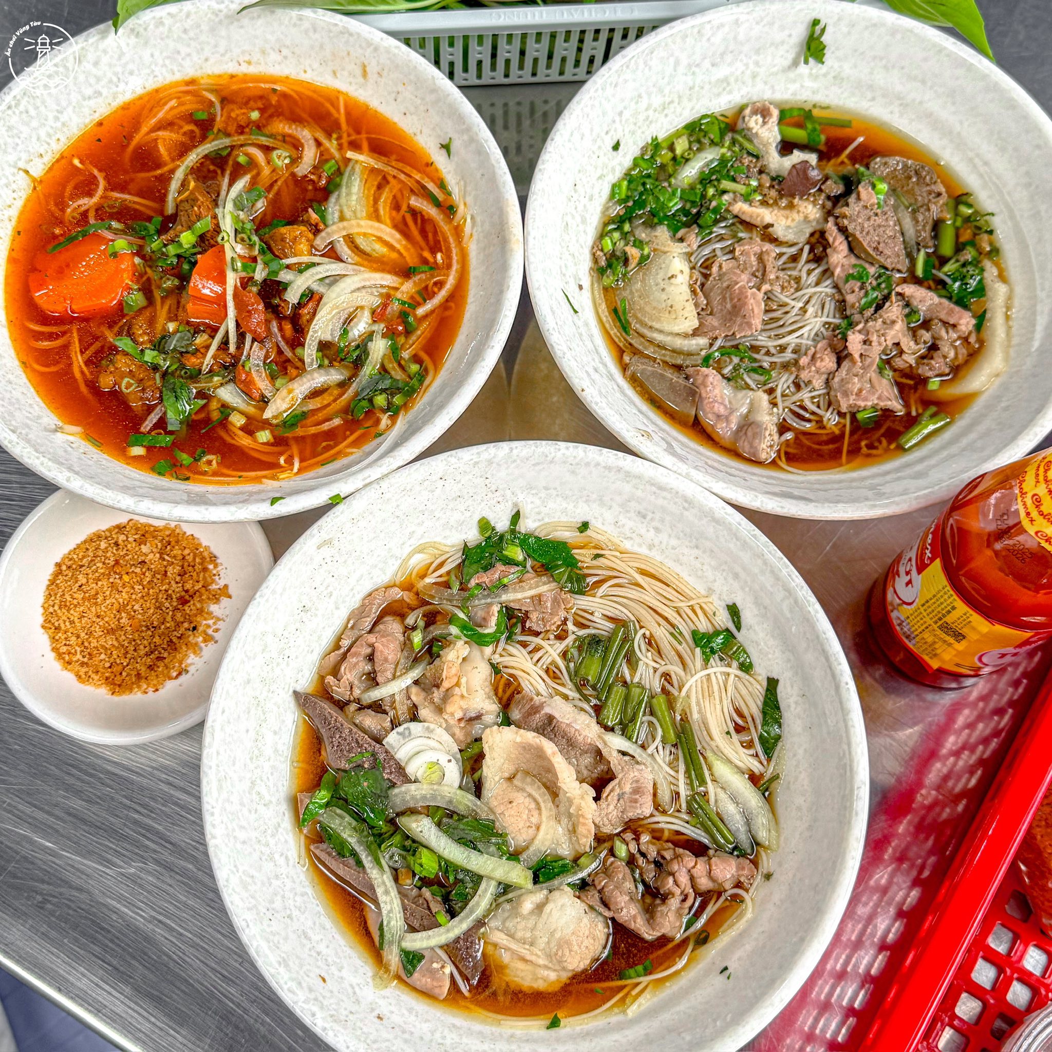 ăn sáng địa phương Vũng Tàu