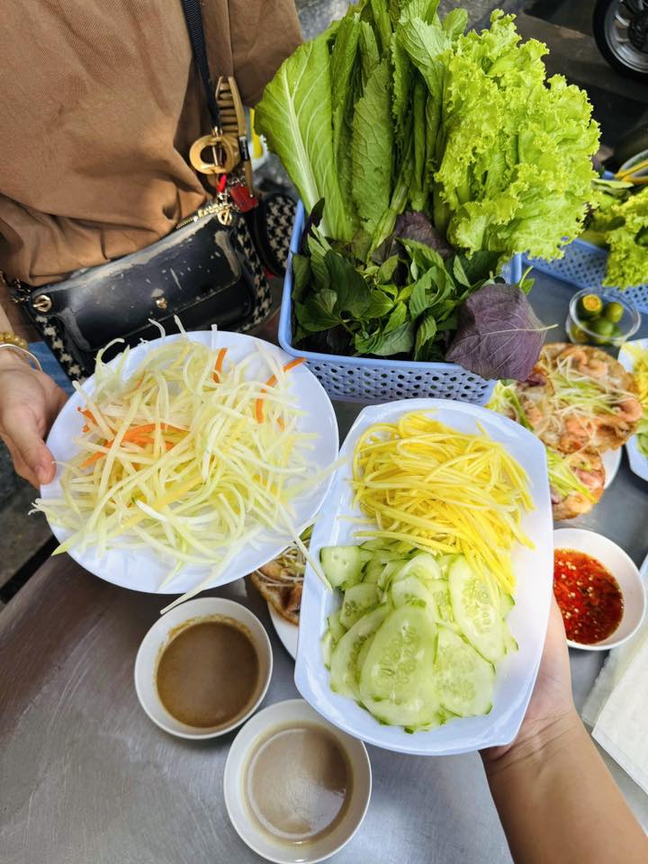 quán ăn sáng bãi sau