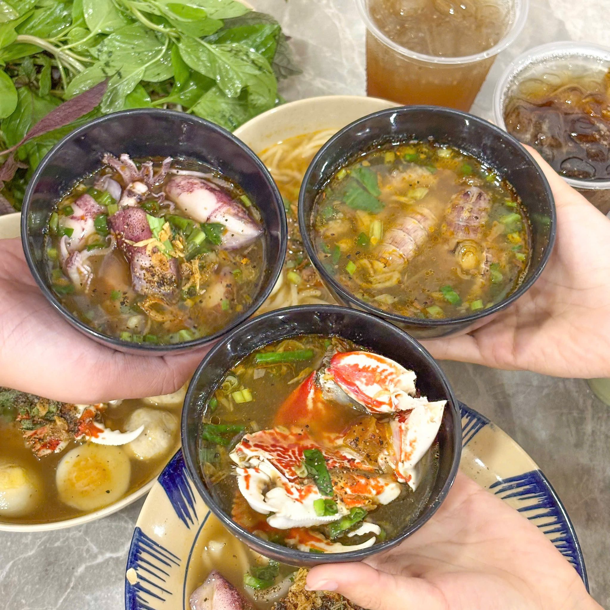 quán ăn sáng bãi sau