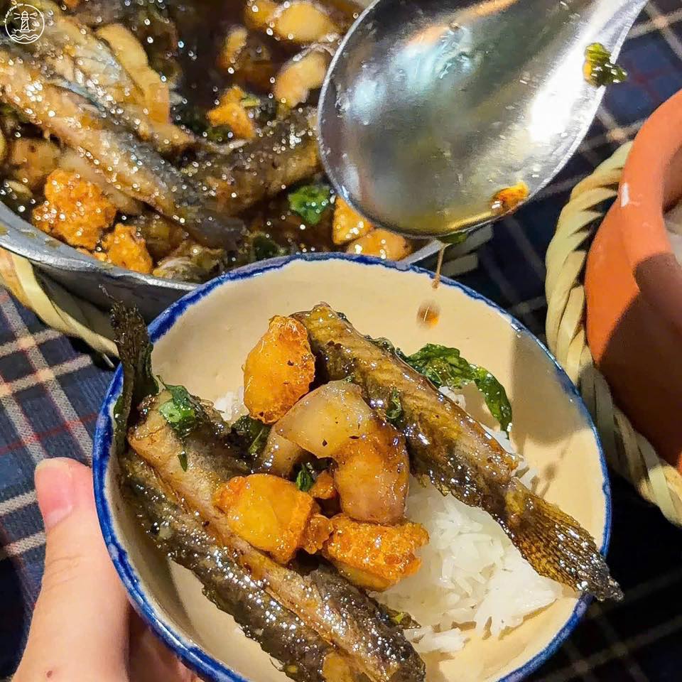 cơm niêu làng chài phước hải