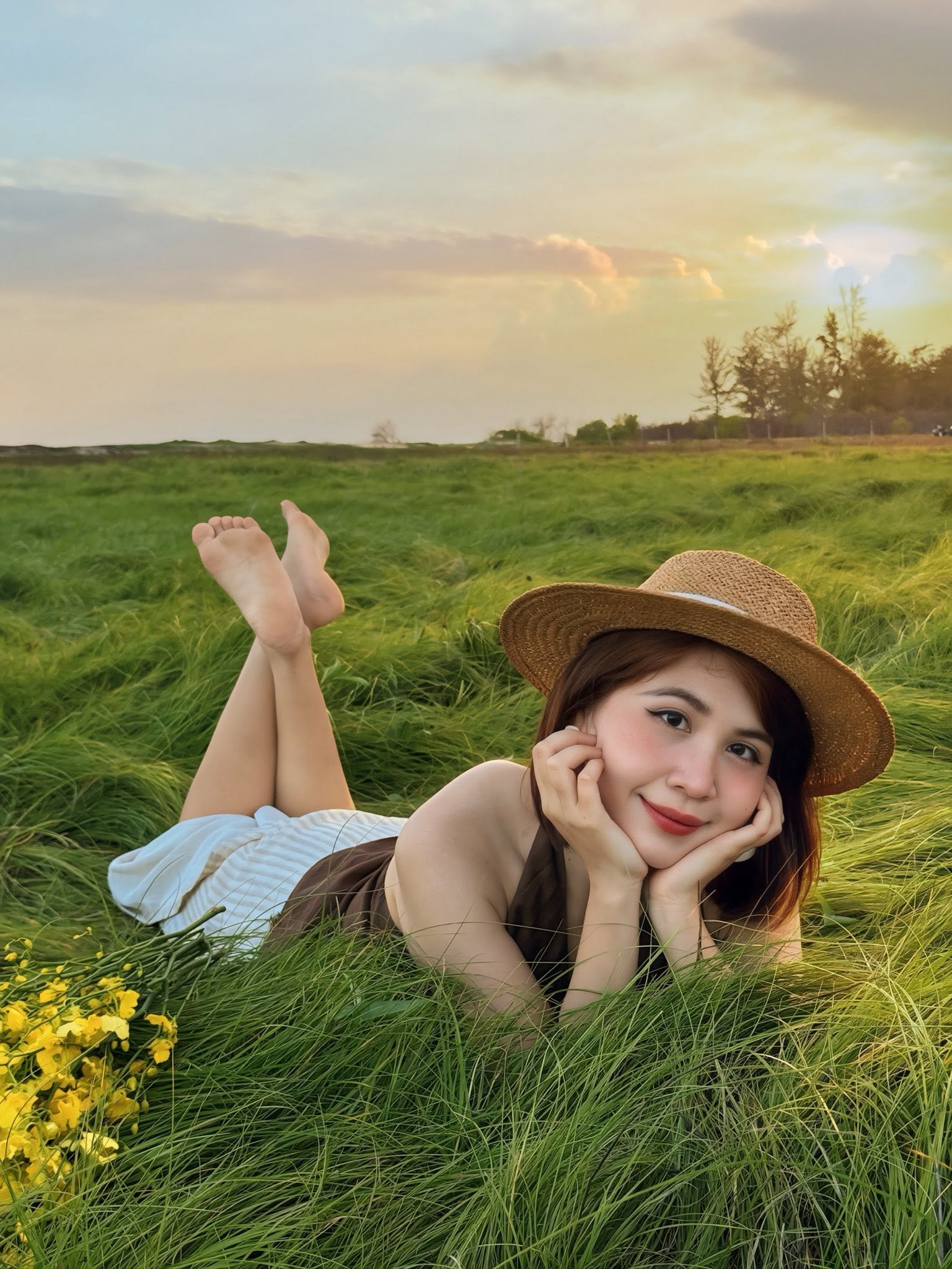 BÃI CỎ HỒ TRÀM - CẢNH ĐẸP TỰA TRỜI ÂU MÀ BẠN TRẺ RỦ NHAU CHECK IN