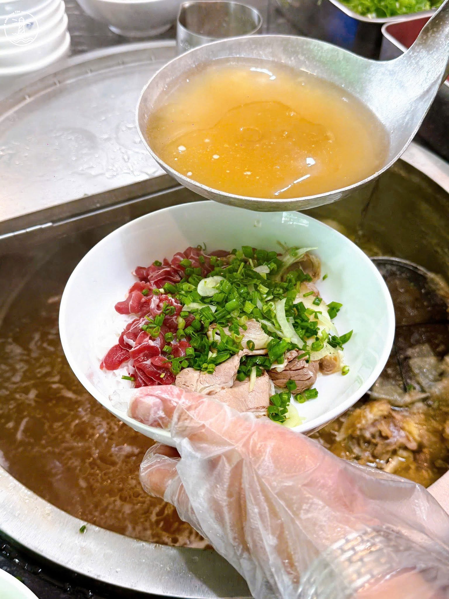 tiệm phở gần Bãi Sau
