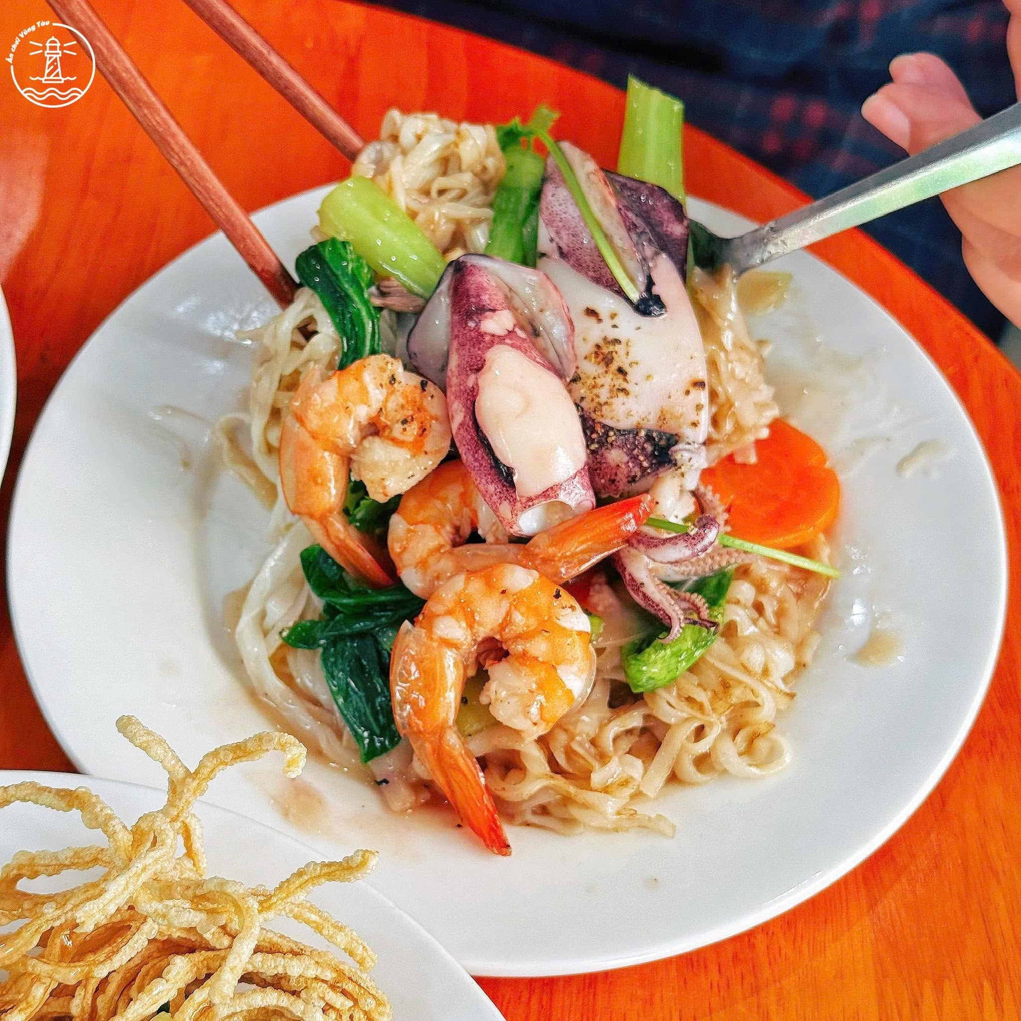 tiệm phở gần Bãi Sau