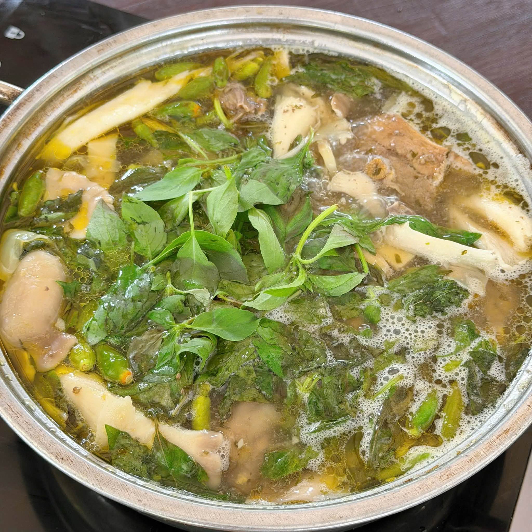 vườn nhãn Bác Thẩm tại Lộc An