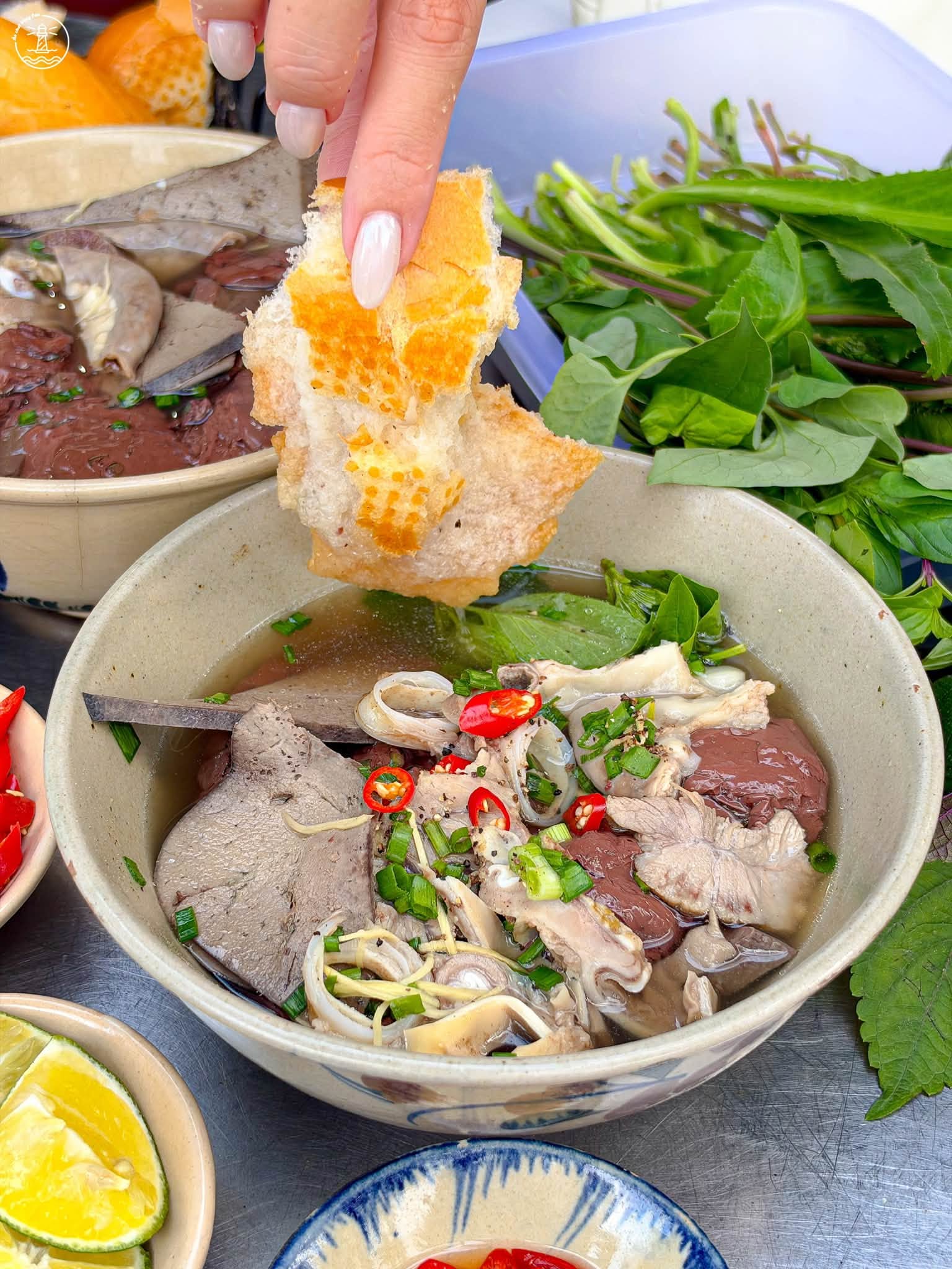 huyết chưng Xứ Nẫu quán