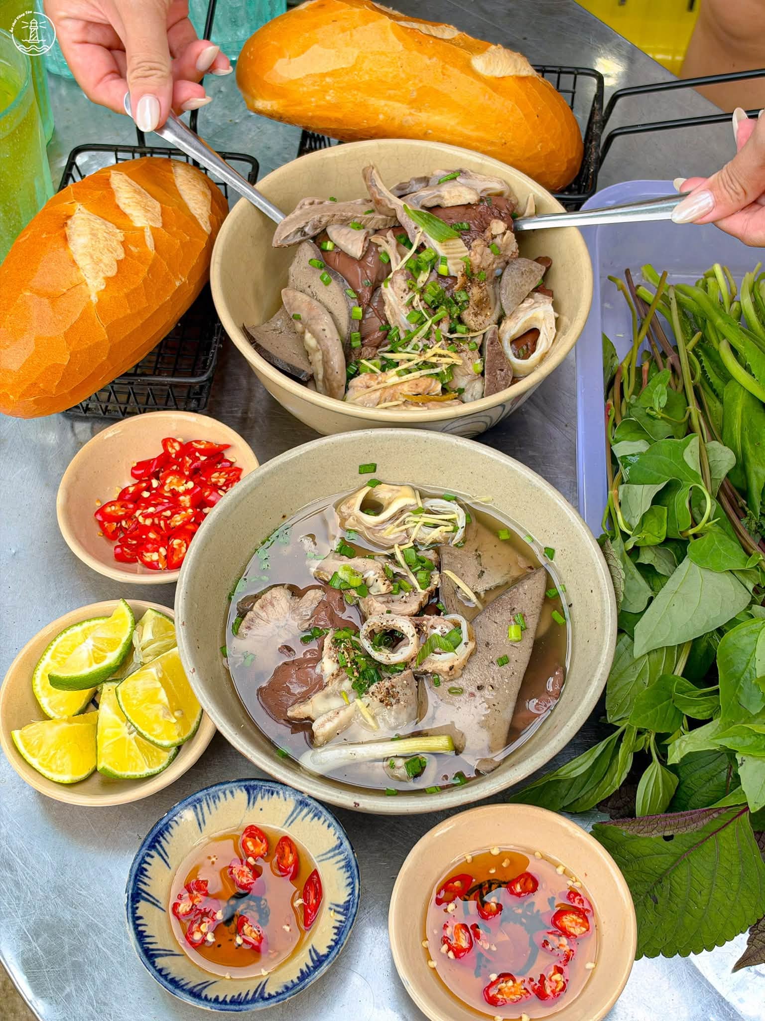 huyết chưng Xứ Nẫu quán