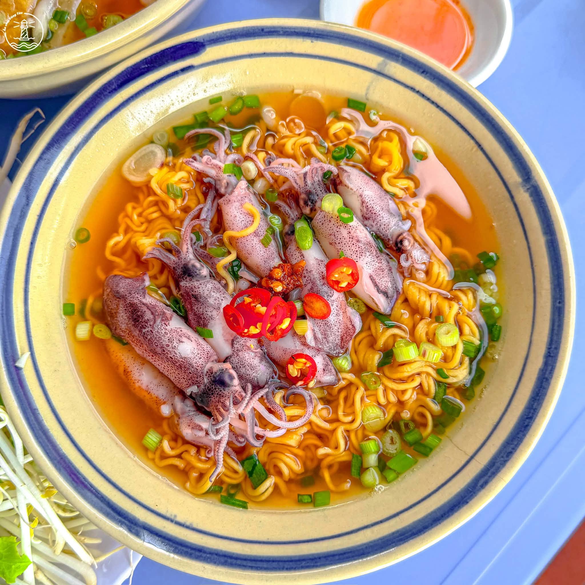 Mì mực Vũng Tàu