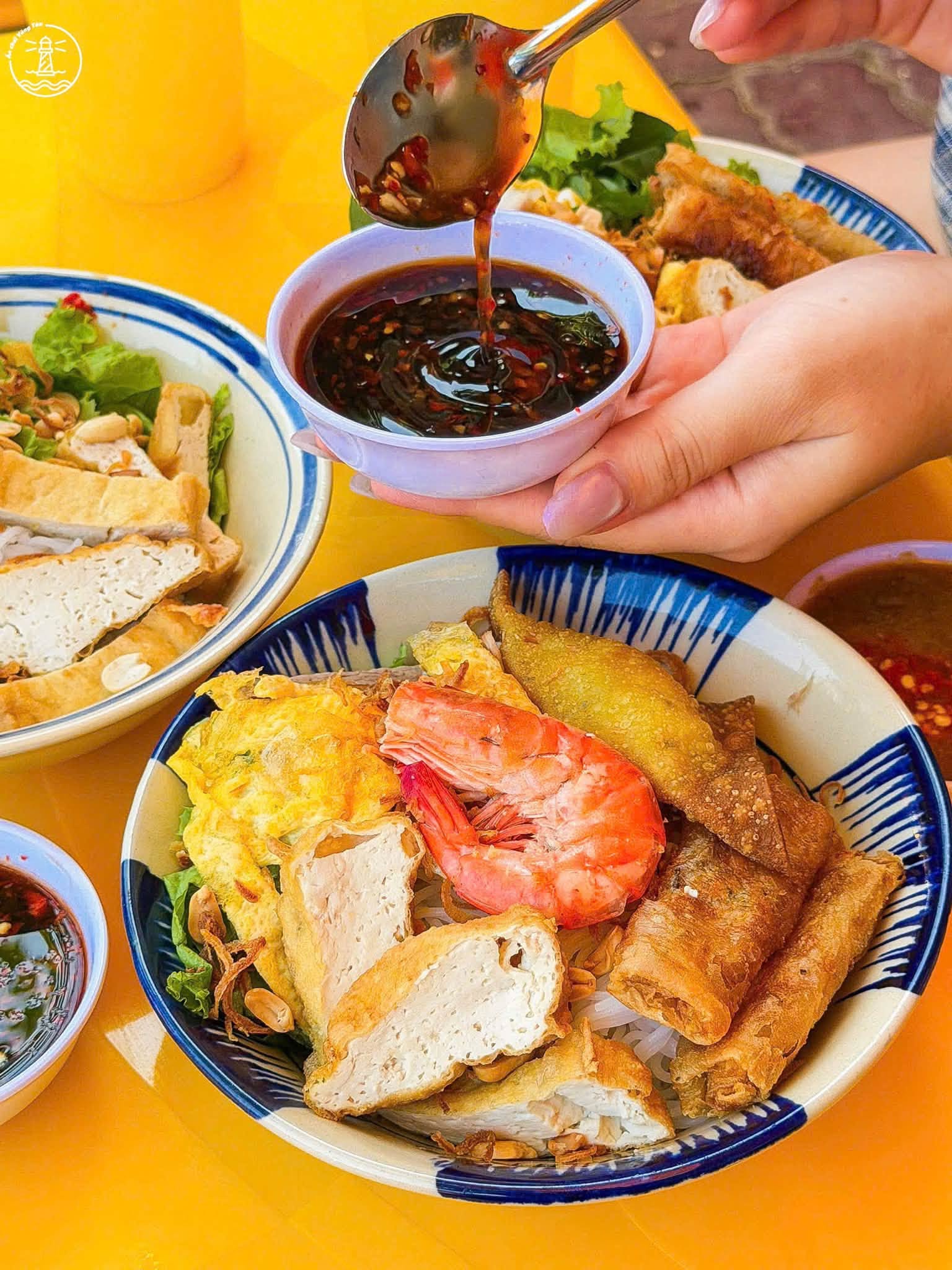 quán ăn sáng địa phương Vũng Tàu