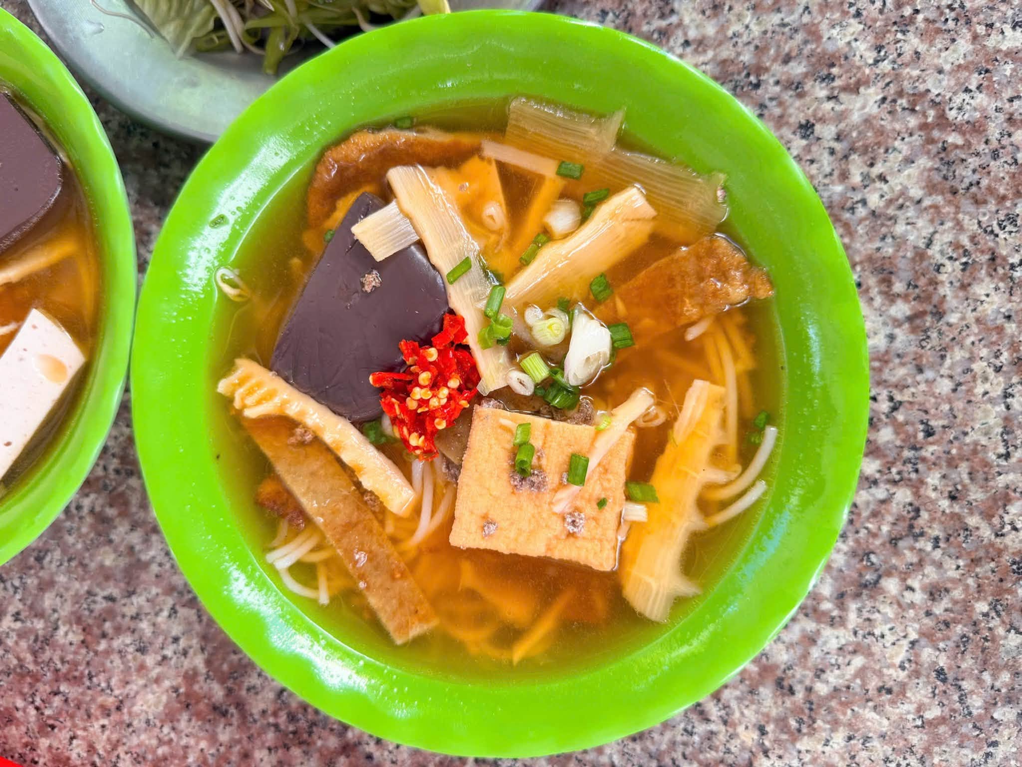 quán ăn sáng địa phương Vũng Tàu