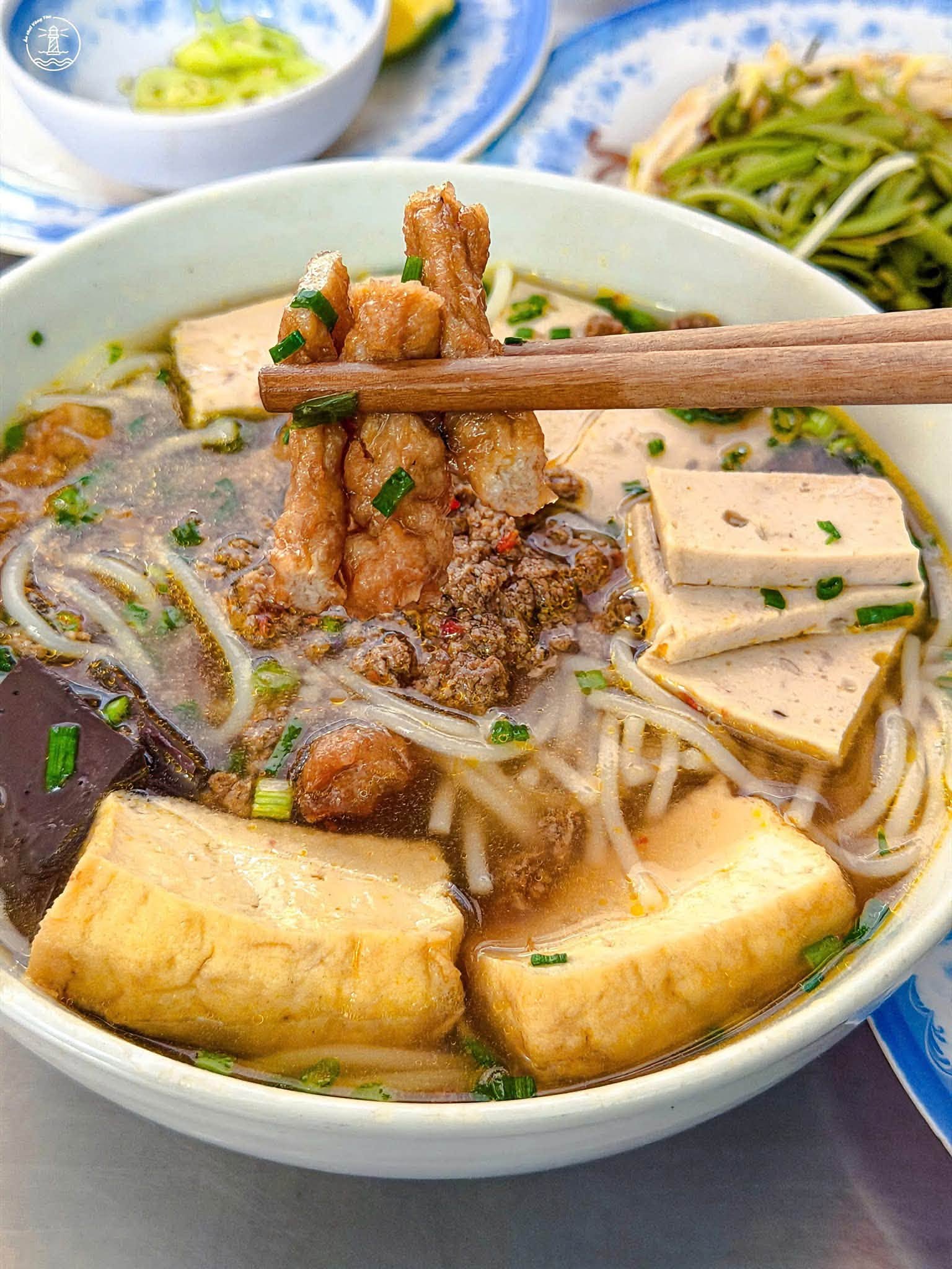 quán ăn sáng địa phương Vũng Tàu