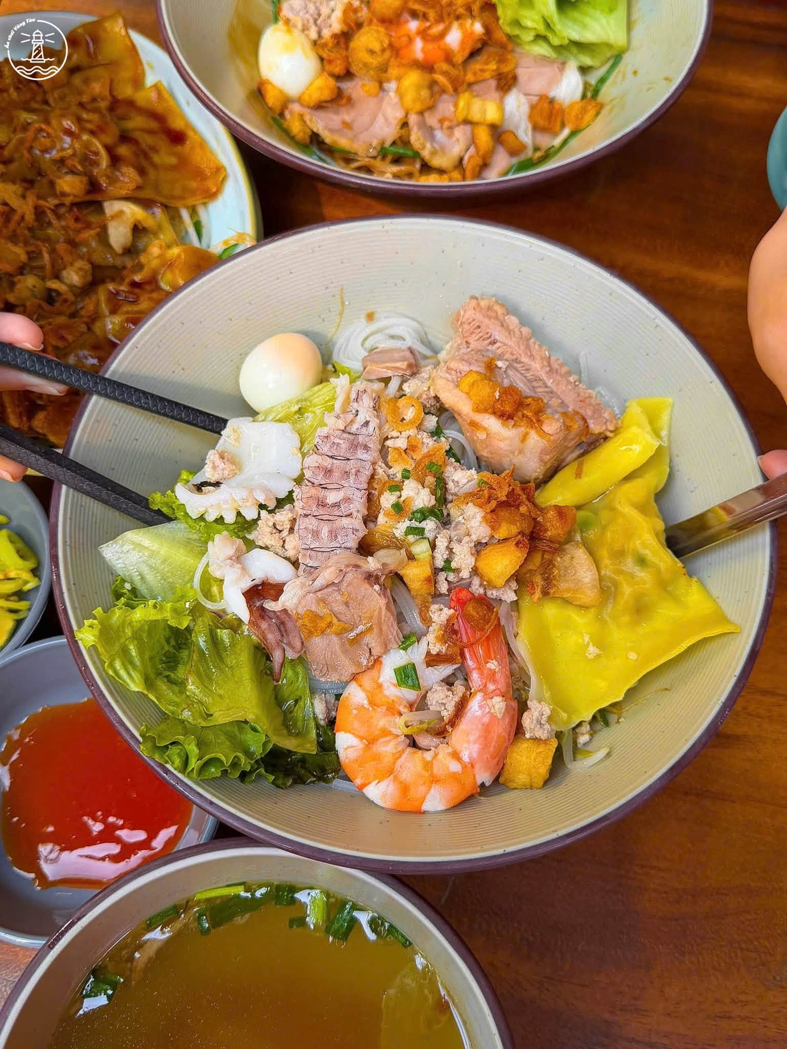 quán ăn sáng địa phương Vũng Tàu