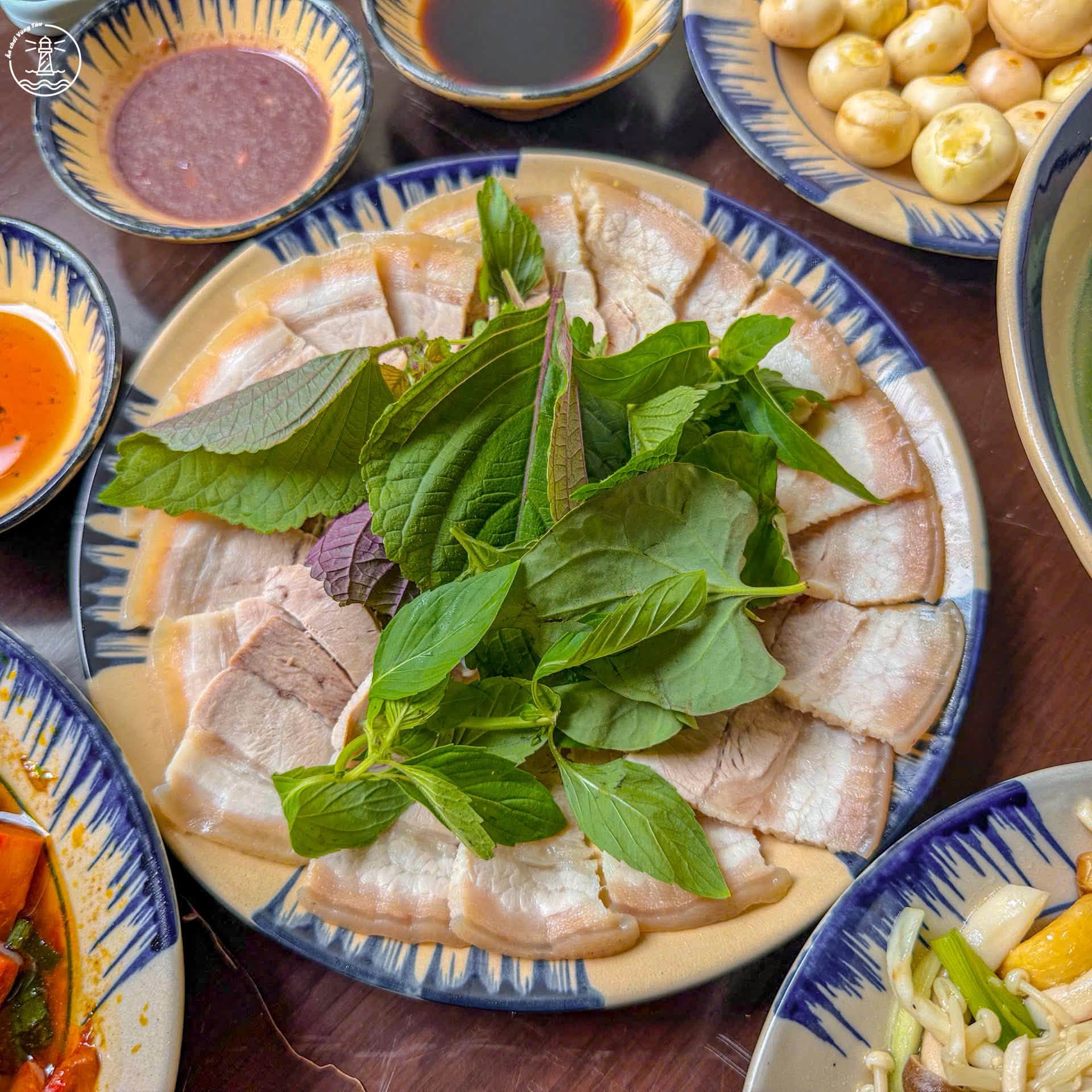 quán cơm trưa có máy lạnh Vũng Tàu